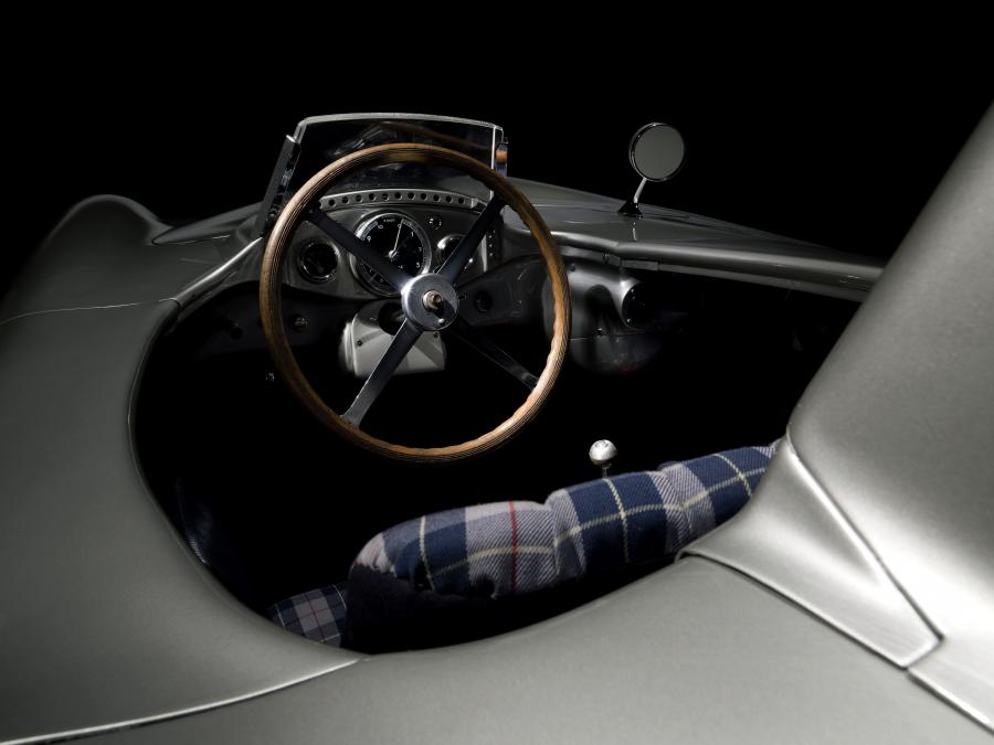  Mercedes-Benz 300 SLR 1955 года  (фото 38 из 69)